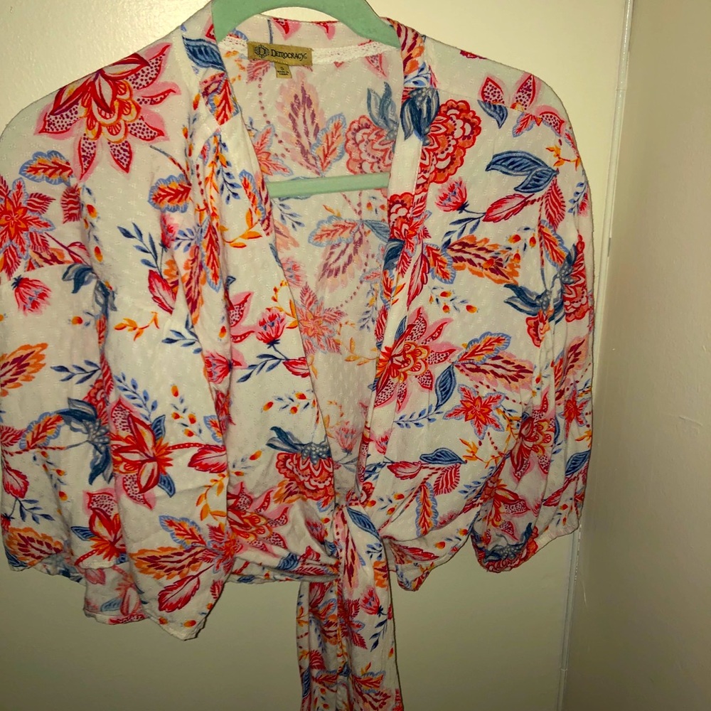 Flowery shirt